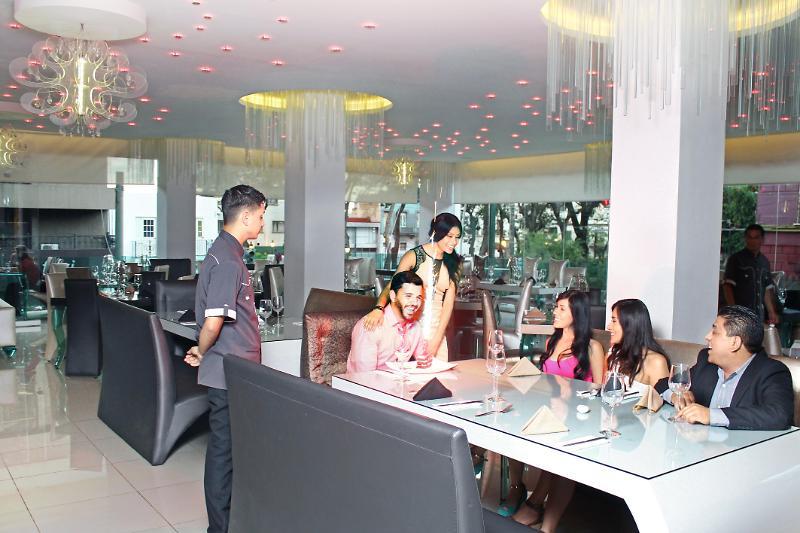 Hotel Vista Hermosa Guadalajara Ngoại thất bức ảnh